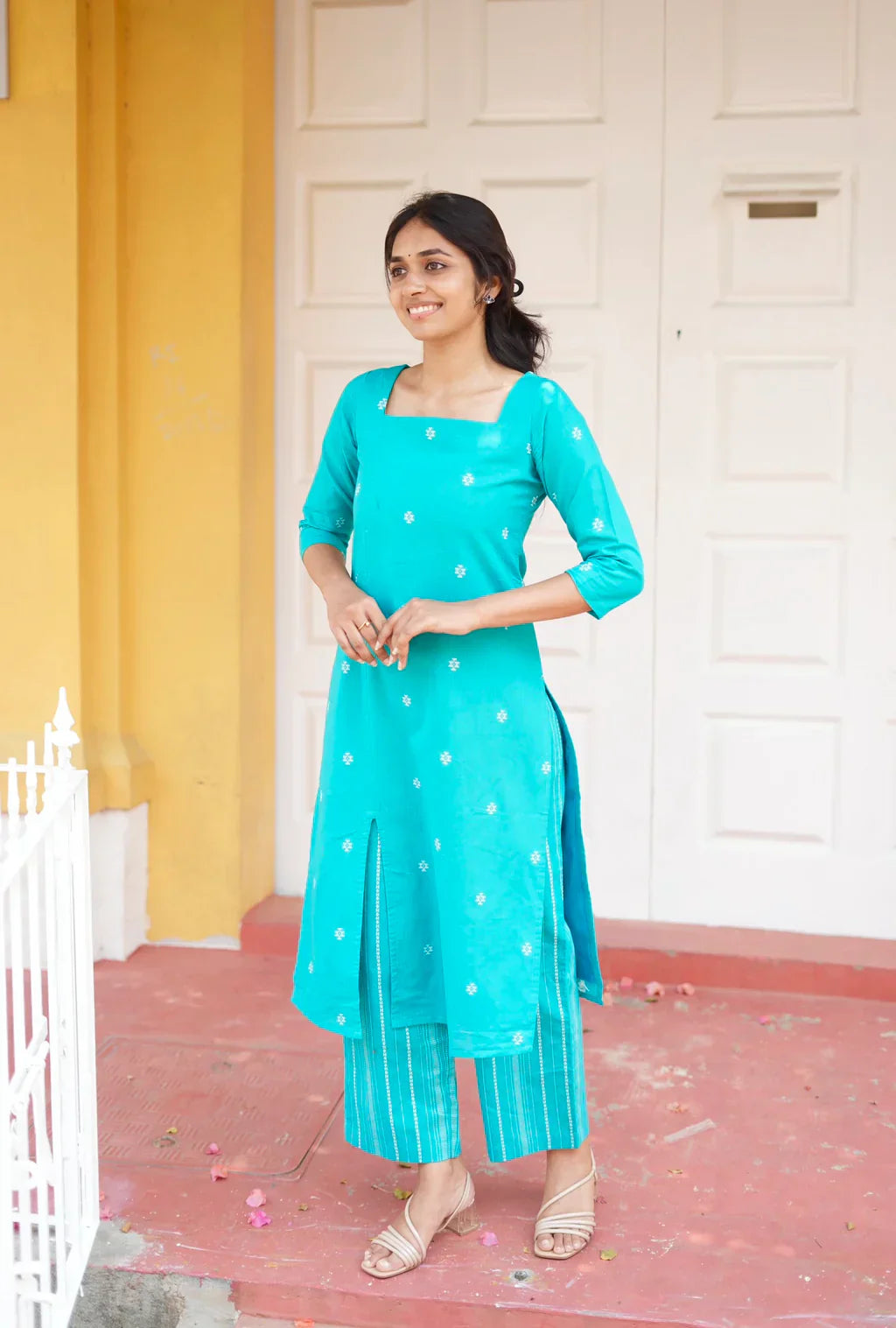 Women Cotton Printed Kurta Set