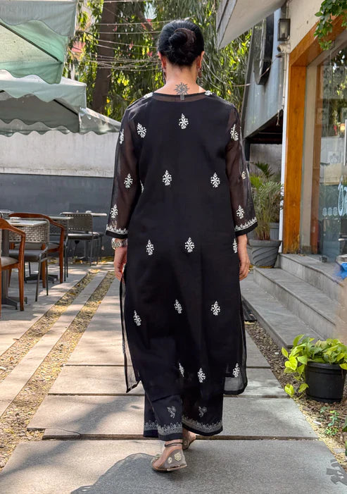 Embroidered Chikankari Kurta Set