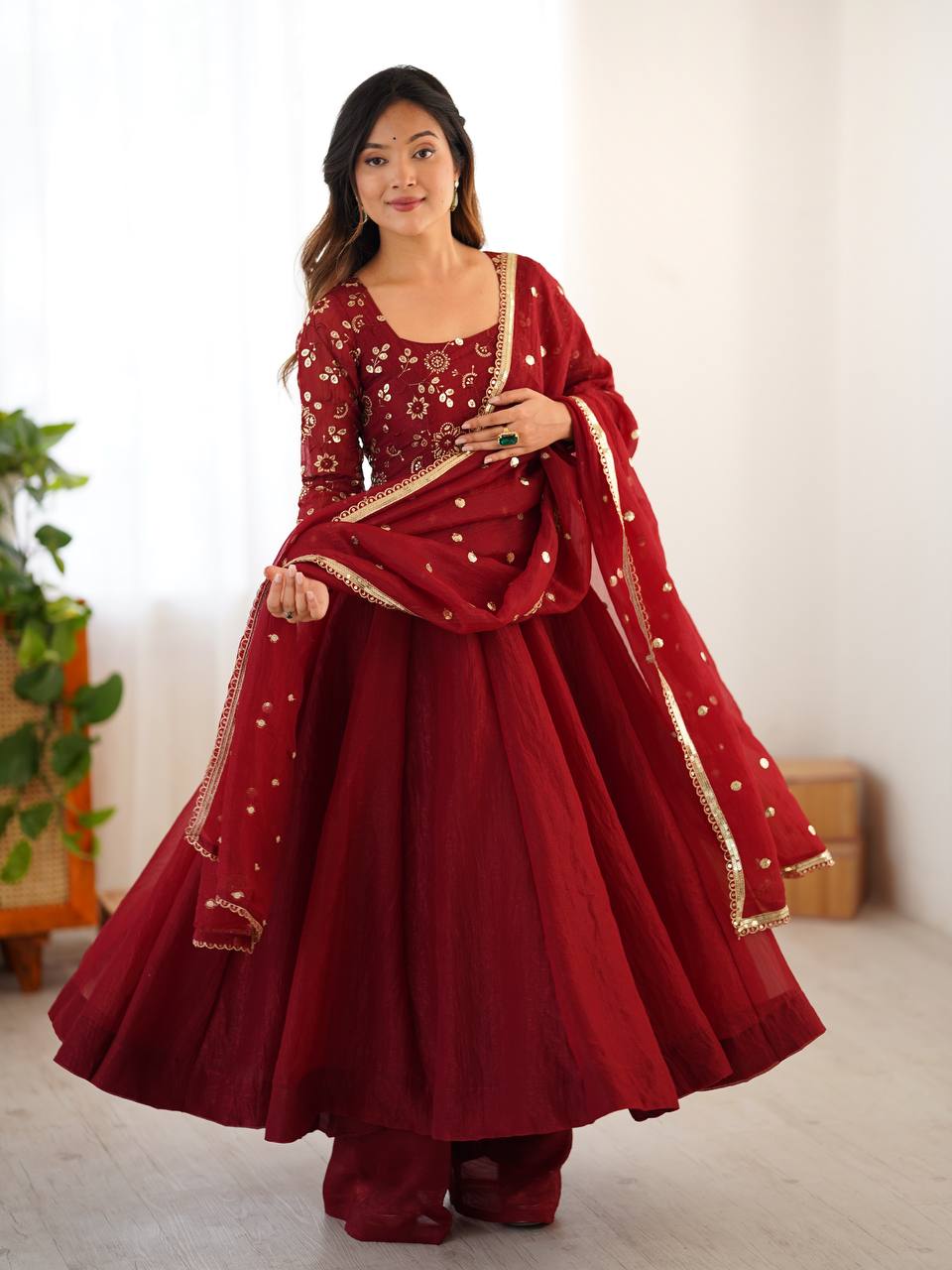Women Ethnic Anarkali Gown