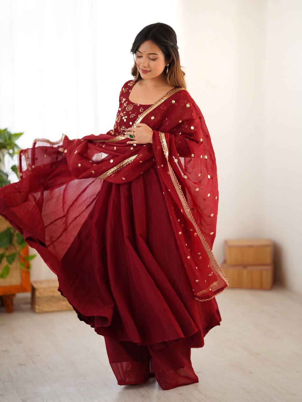 Women Ethnic Anarkali Gown