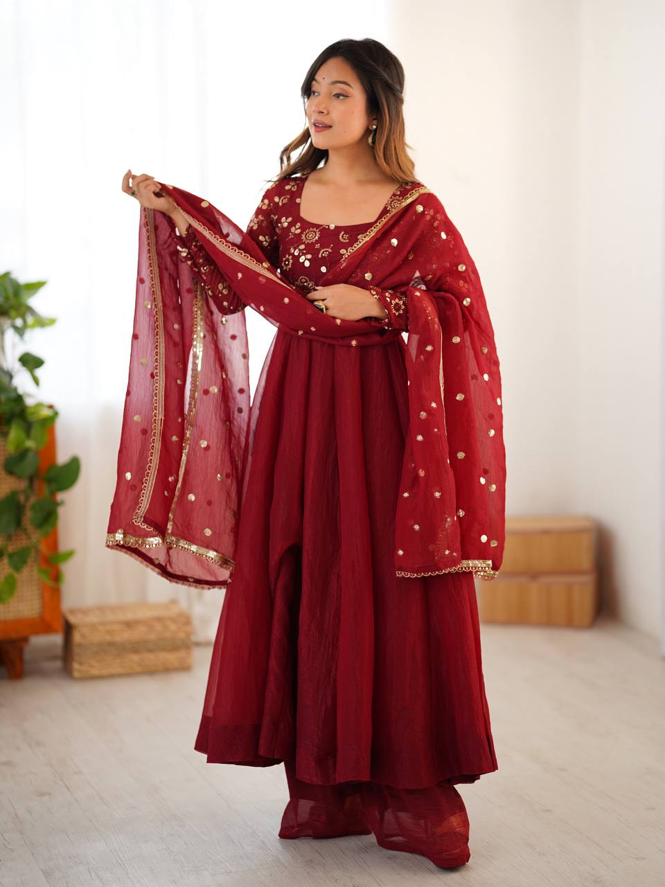 Women Ethnic Anarkali Gown